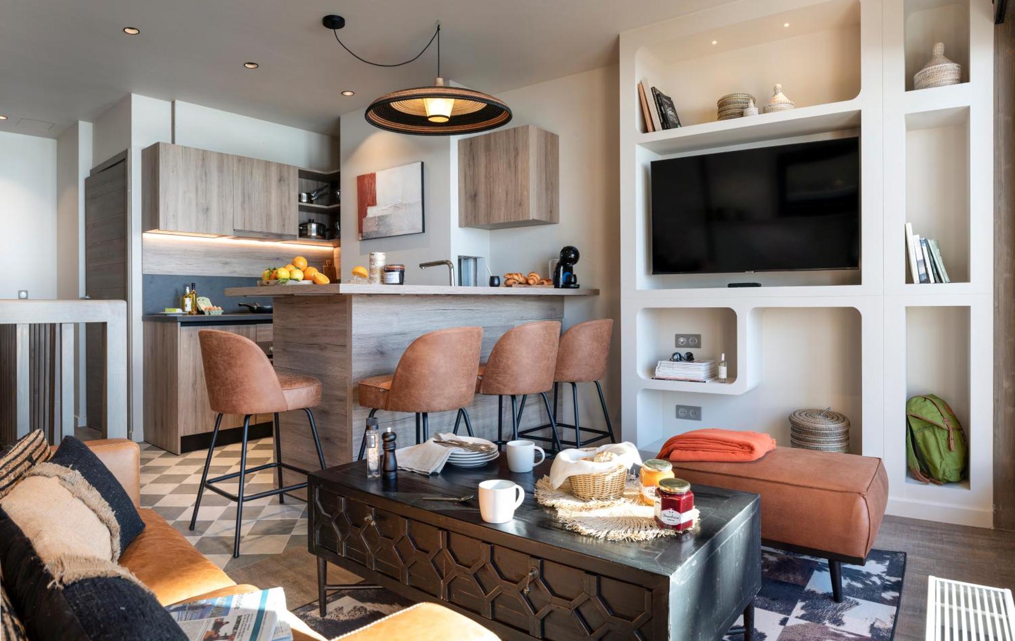 טיגנס Residence Ynycio מראה חיצוני תמונה